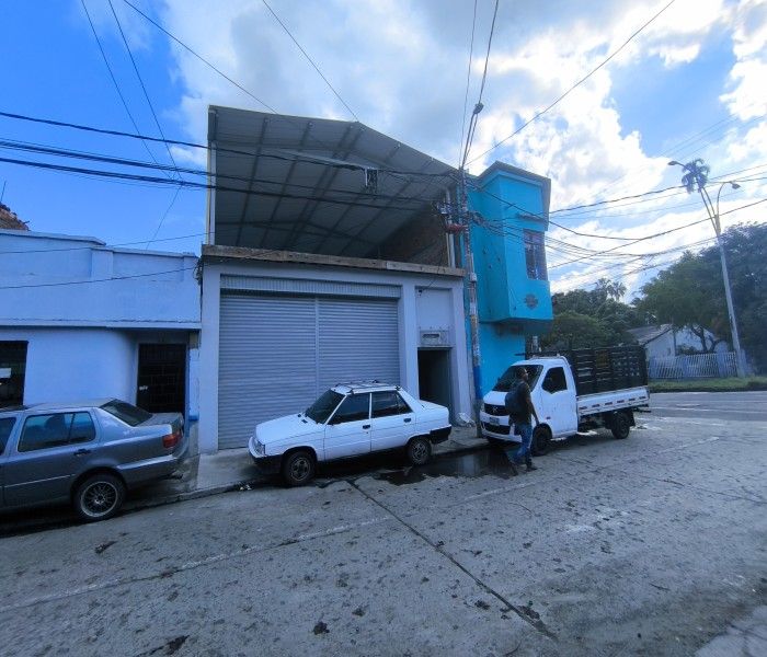 Bodega en arriendo Valle Del Cauca Cali Guayaquil 200 m2 Habitaciones 0 Baños 2 Garajes 0 Precio $7000000