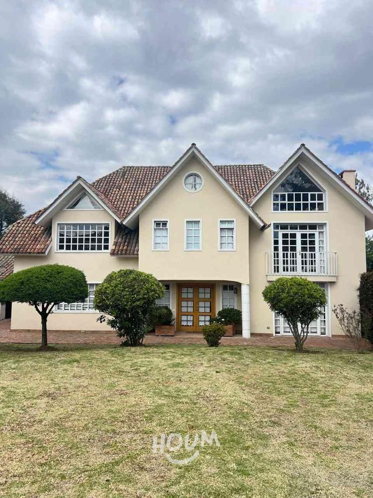 Casa en arriendo Cundinamarca Cajicá Centro 350 m2 Habitaciones 4 Baños 4 Garajes 3 Precio $8500000