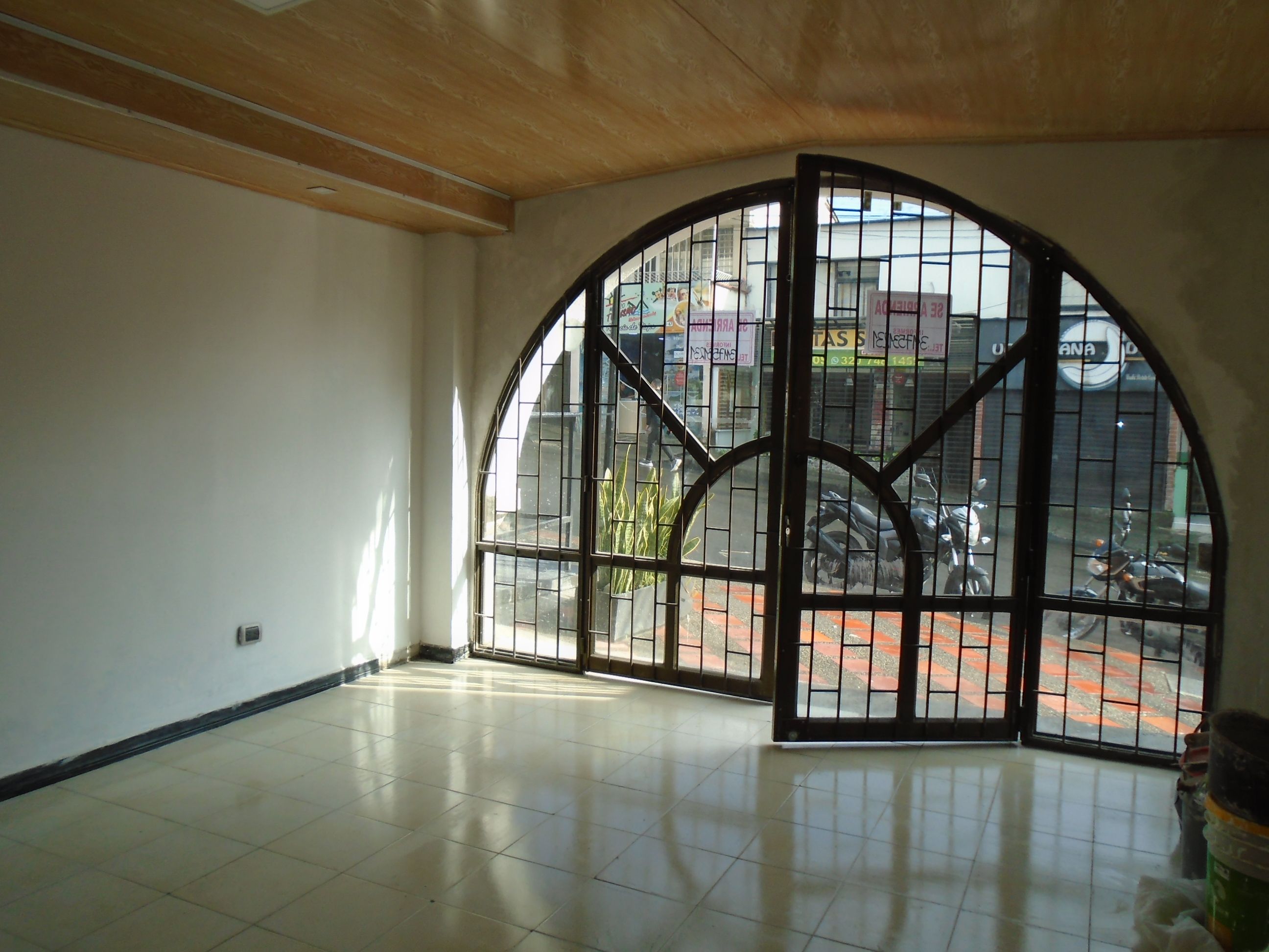 Local en arriendo Risaralda Pereira Los Alpes 51 m2 Habitaciones 0 Baños 1 Garajes 0 Precio $3650000