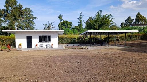 Lote en arriendo Antioquia Rionegro Rionegro 5400 m2 Habitaciones 0 Baños 1 Garajes 2 Precio $12000000