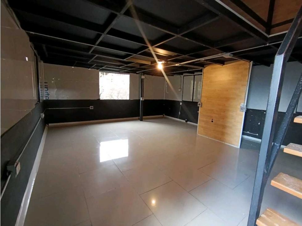 Local en arriendo Antioquia Medellín San Diego 130 m2 Habitaciones 0 Baños 2 Garajes 0 Precio $3900000
