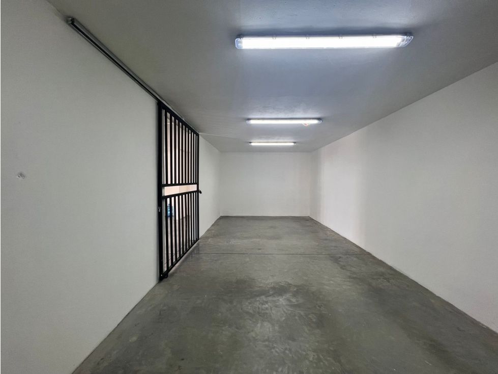Bodega en venta Quindío Armenia Armenia 837 m2 Habitaciones 0 Baños 1 Garajes 4 Precio $3500000000