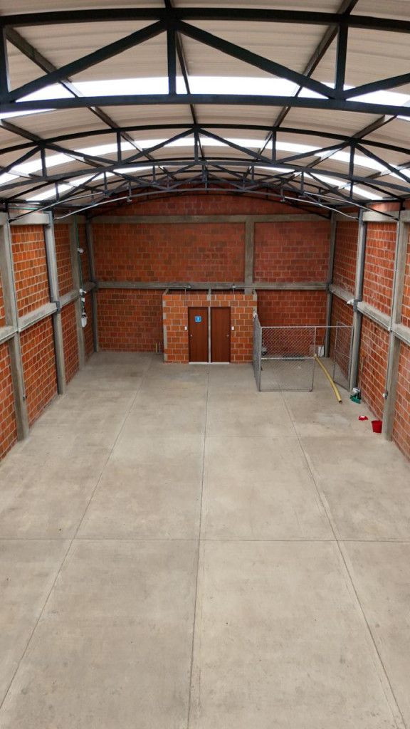 Bodega en arriendo Valle Del Cauca Cali Santa Rosa 200 m2 Habitaciones 0 Baños 2 Garajes 0 Precio $6500000