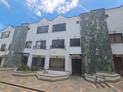 Casa en venta Risaralda Pereira Corocito 200 m2 Habitaciones 4 Baños 4 Garajes 2 Precio $1180000000