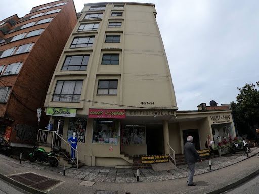 Apartamento en venta Caldas Manizales Los Rosales 1975 m2 Habitaciones 4 Baños 3 Garajes 2 Precio $680000000