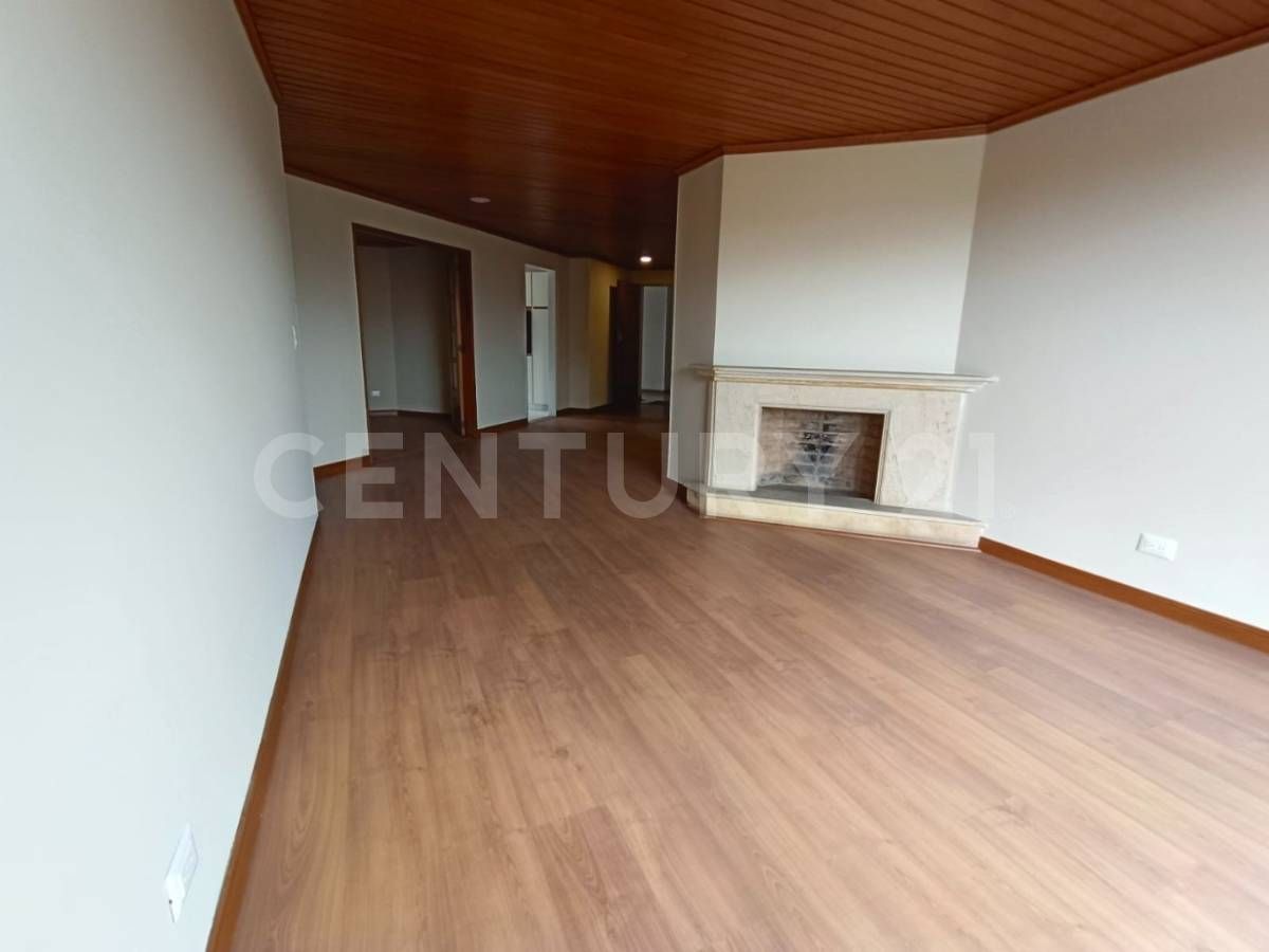 Apartamento en arriendo Cundinamarca Bogotá Prados De La Calleja 127 m2 Habitaciones 3 Baños 3 Garajes 2 Precio $5000000