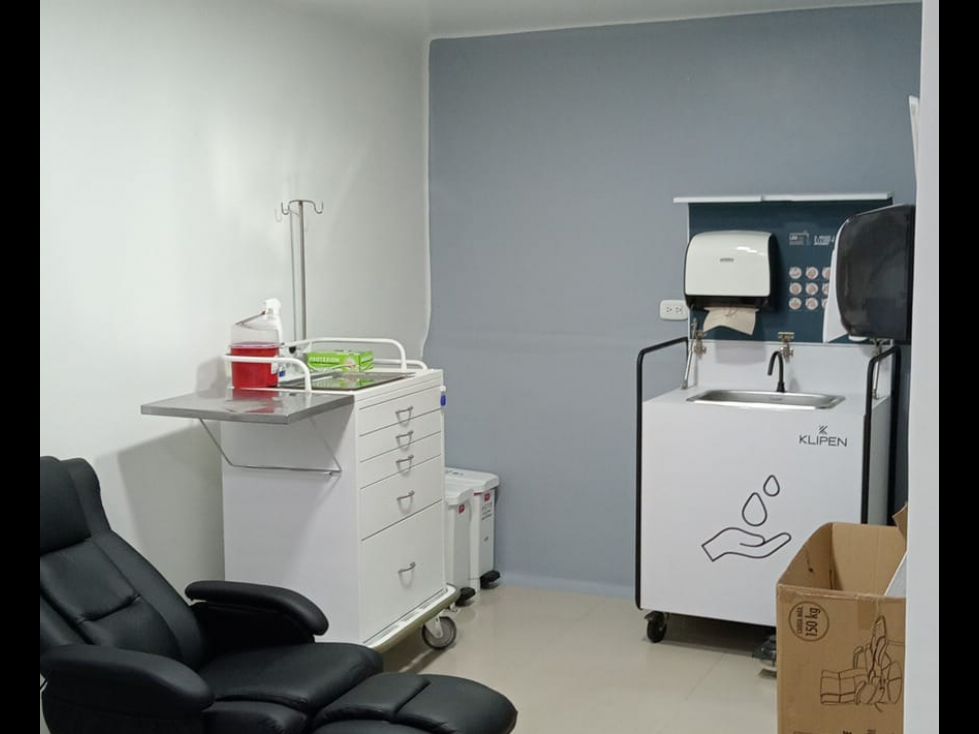 Consultorio en venta Caldas Manizales Versalles 28 m2 Habitaciones 0 Baños 1 Garajes 1 Precio $130000000