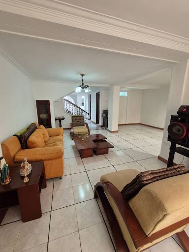 Casa en venta Risaralda Pereira Ur Venecia 180 m2 Habitaciones 4 Baños 3 Garajes 1 Precio $520000000
