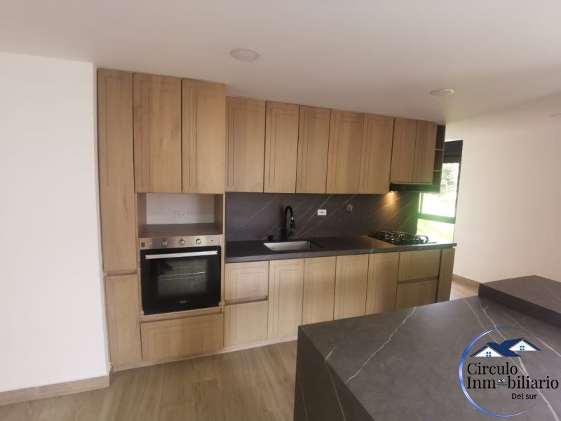 Apartamento en arriendo Antioquia Envigado El Portal 97 m2 Habitaciones 2 Baños 2 Garajes 1 Precio $4000000