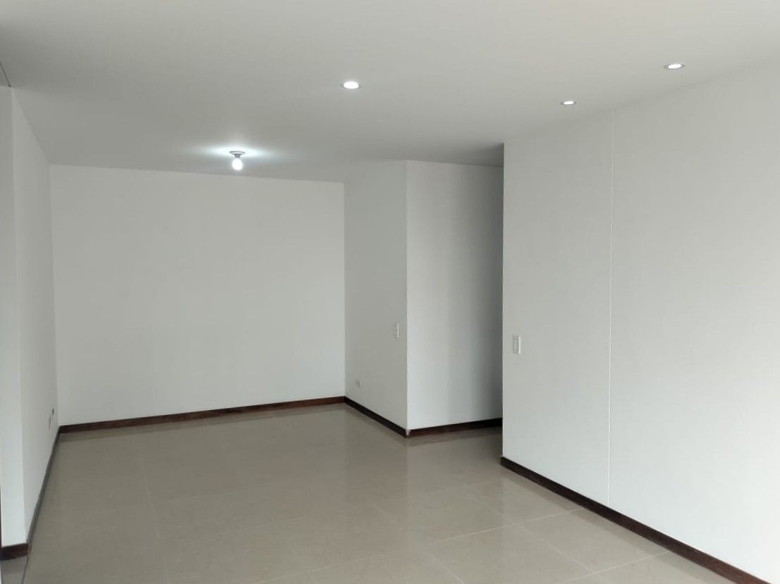 Apartamento en arriendo Antioquia Medellín Simesa 74 m2 Habitaciones 2 Baños 2 Garajes 2 Precio $4150000