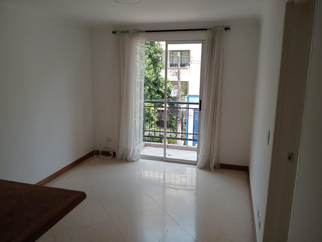 Apartamento en arriendo Antioquia Medellín Laureles 50 m2 Habitaciones 1 Baños 2 Garajes 1 Precio $2600000