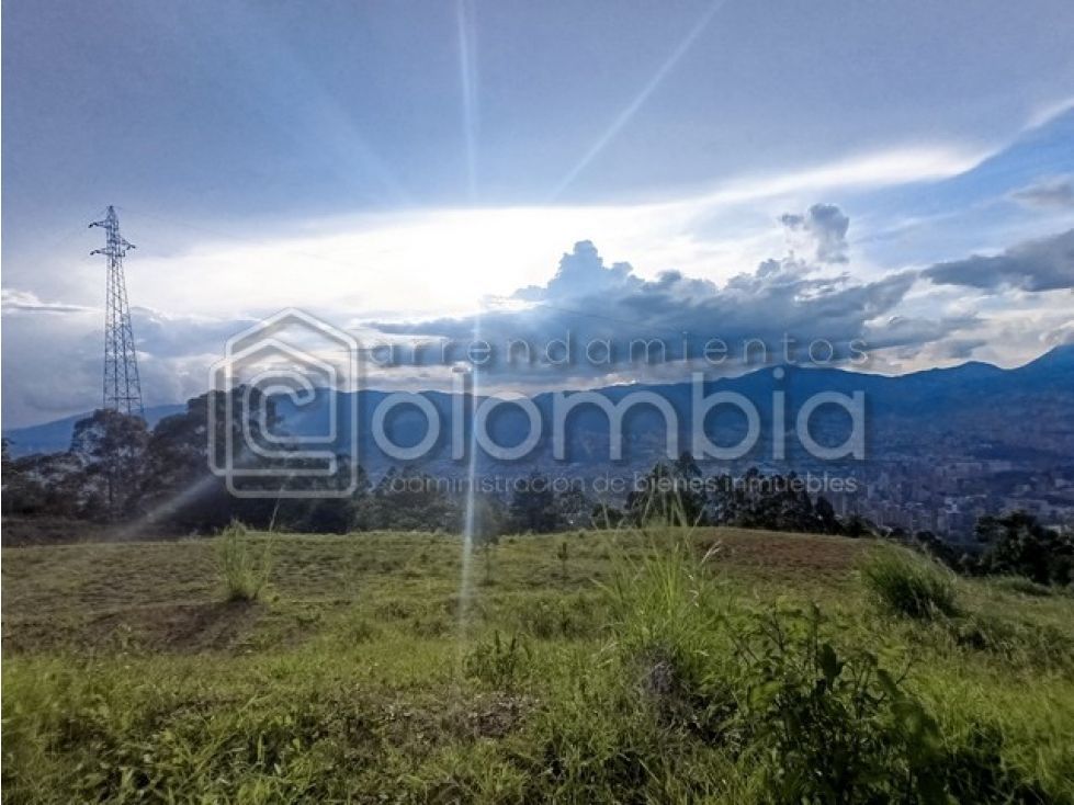 Lote en venta Antioquia Medellín Medellín 13300 m2 Habitaciones 0 Baños 0 Garajes 4 Precio $2900000000