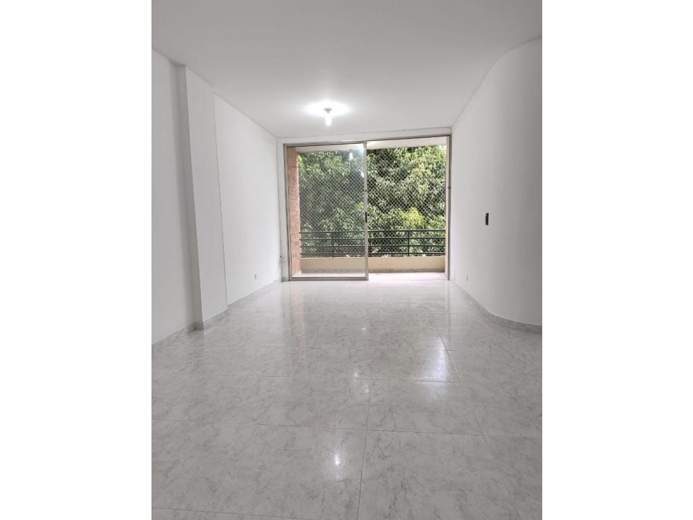 Apartamento en venta Valle Del Cauca Cali Urbanización La Flora 100 m2 Habitaciones 4 Baños 3 Garajes 1 Precio $356000000