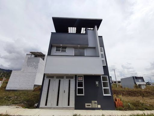 Casa en venta Risaralda Dosquebradas El Estanquillo Bajo 165 m2 Habitaciones 5 Baños 4 Garajes 1 Precio $480000000