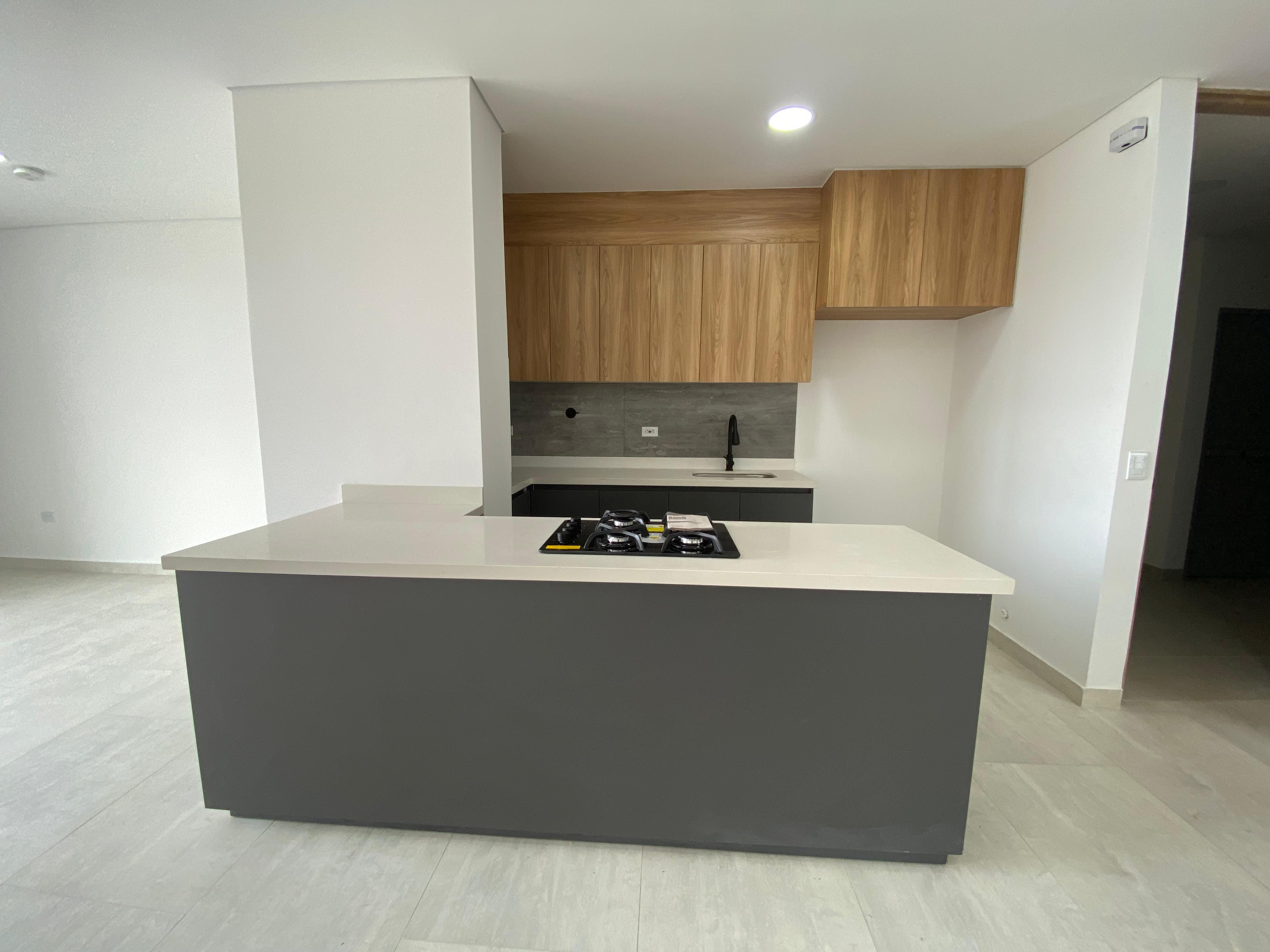 Apartamento en arriendo Antioquia Marinilla El Hato 110 m2 Habitaciones 3 Baños 2 Garajes 1 Precio $3500000