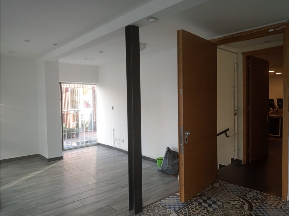Oficina en arriendo Cundinamarca Bogotá El Espartillal 40 m2 Habitaciones 0 Baños 1 Garajes 0 Precio $2500000