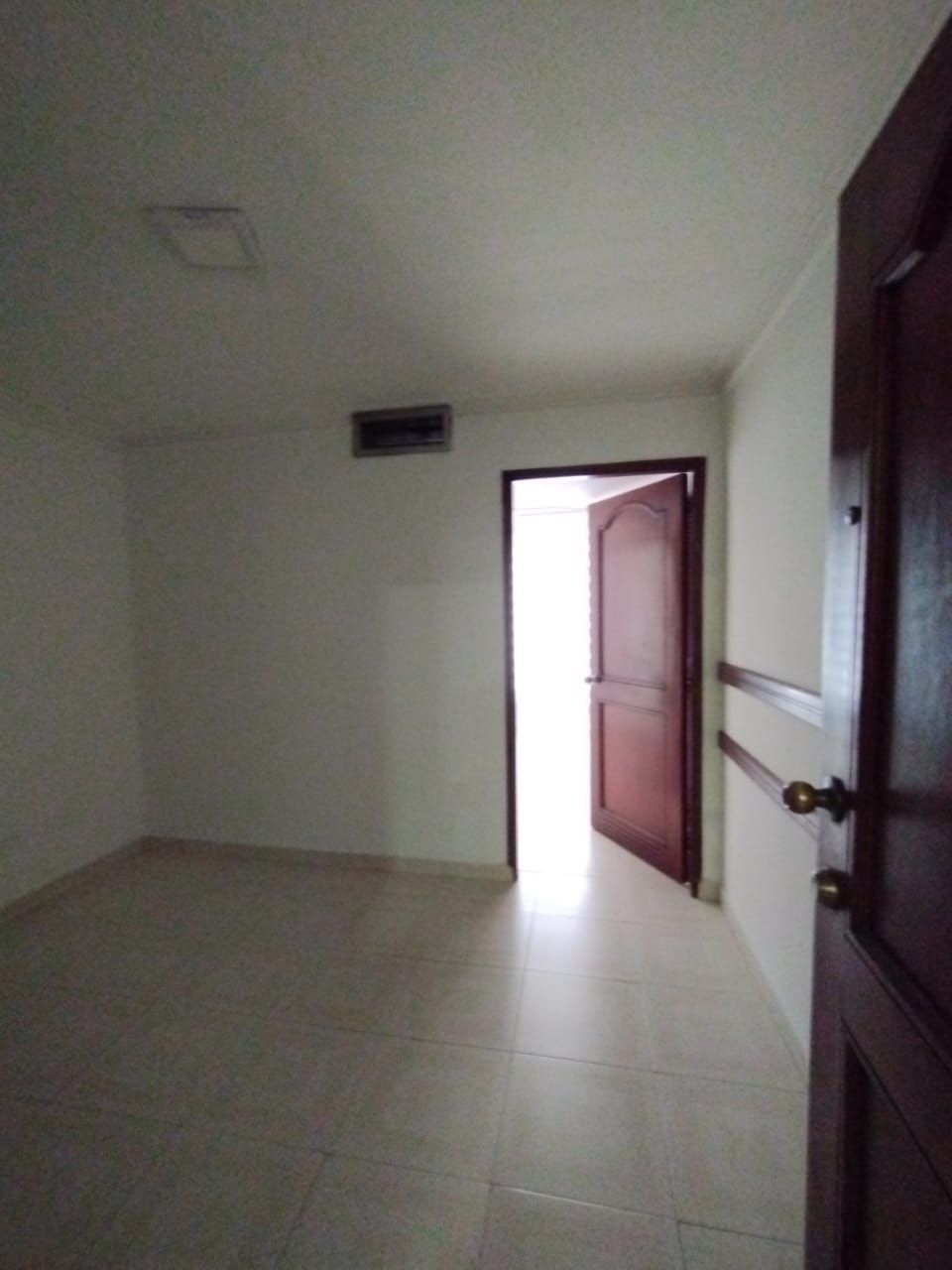 Consultorio en arriendo Atlántico Barranquilla Altos Del Limon 41 m2 Habitaciones 0 Baños 1 Garajes 1 Precio $1850000