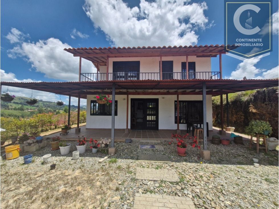 Casa Campestre en arriendo o venta Antioquia Belmira Belmira 1000 m2 Habitaciones 3 Baños 2 Garajes 0 Precio venta $330000000 Precio arriendo $1400000