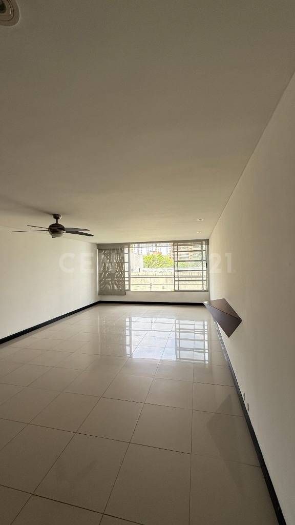 Apartamento en venta Valle Del Cauca Cali Santa Teresita 100 m2 Habitaciones 2 Baños 3 Garajes 2 Precio $600000000