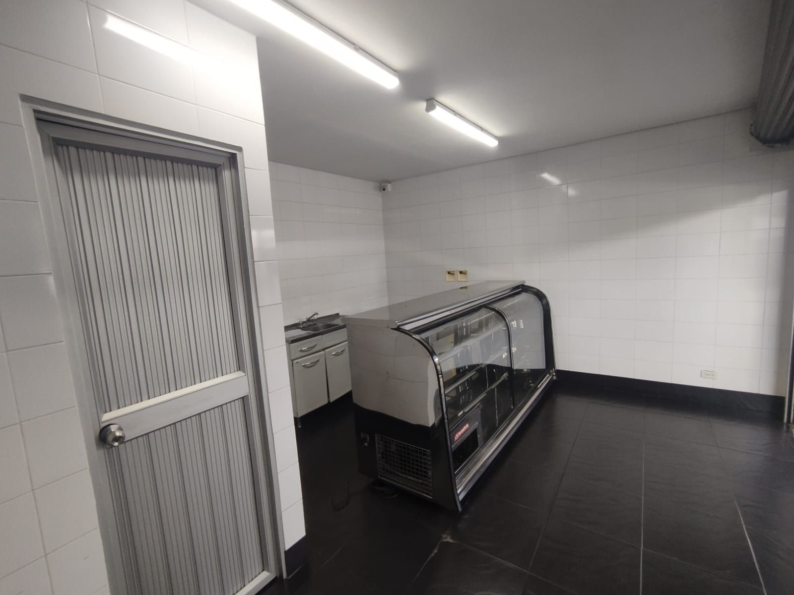 Local en arriendo Antioquia Medellín Caribe 21 m2 Habitaciones 0 Baños 1 Garajes 1 Precio $2000000