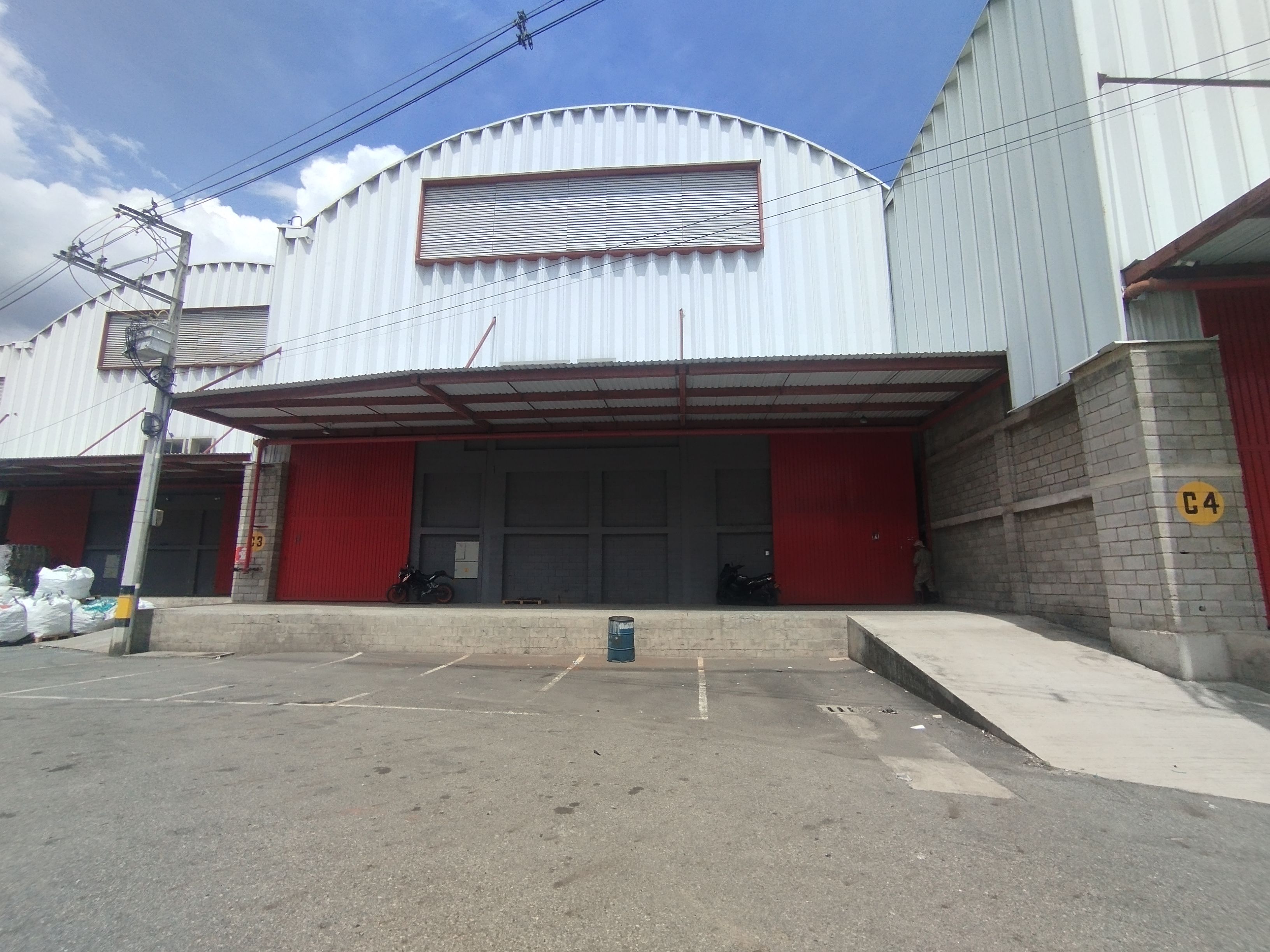 Bodega en arriendo Antioquia Girardota Centro 2308 m2 Habitaciones 0 Baños 2 Garajes 5 Precio $61040000