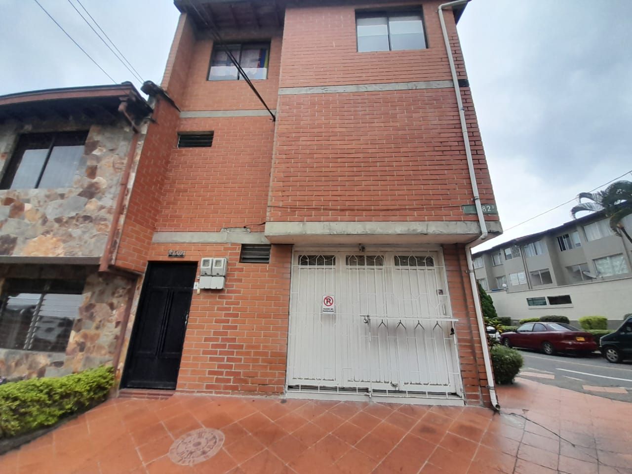 Apartamento en arriendo Antioquia Medellín La Gloria 65 m2 Habitaciones 2 Baños 1 Garajes 0 Precio $1850000