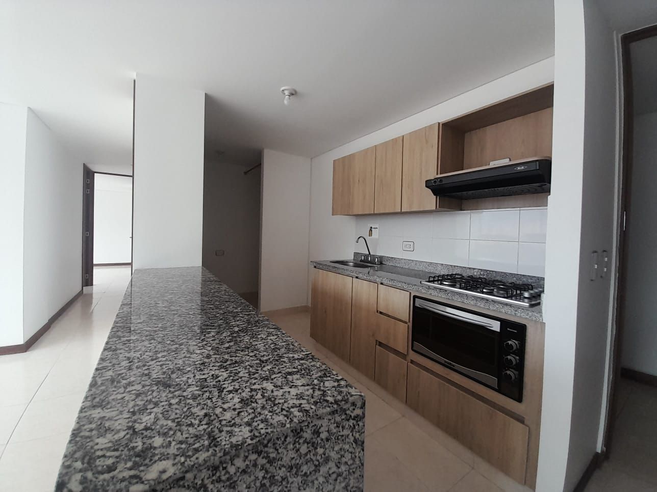 Apartamento en arriendo Antioquia Itagüí Centro 70 m2 Habitaciones 2 Baños 2 Garajes 1 Precio $2400000