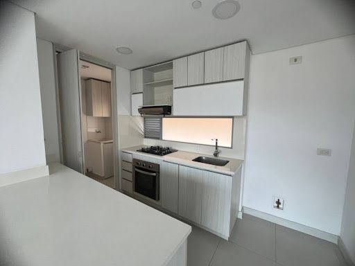 Apartamento en arriendo Antioquia Envigado La Inmaculada 88 m2 Habitaciones 2 Baños 3 Garajes 1 Precio $4500000