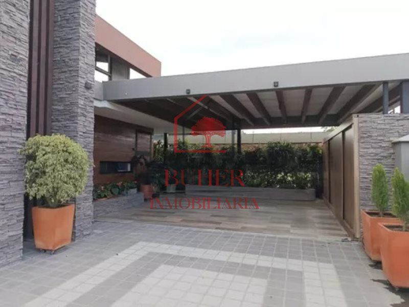 Casa en venta Antioquia Rionegro Centro 597 m2 Habitaciones 4 Baños 3 Garajes 4 Precio $2380000000