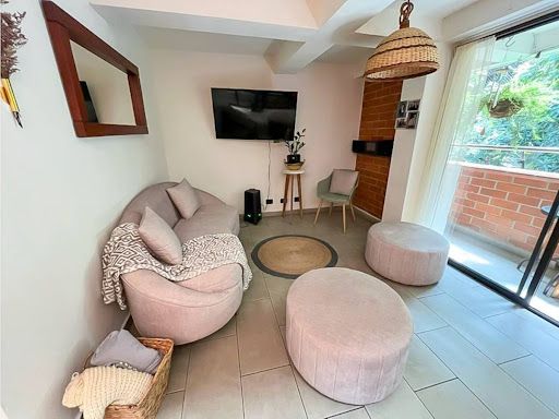 Casa en venta Antioquia Envigado Uribe Ángel 127 m2 Habitaciones 3 Baños 2 Garajes 0 Precio $550000000