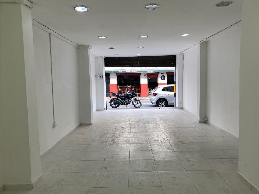 Local en arriendo Antioquia Medellín Bombona No1 108 m2 Habitaciones 0 Baños 1 Garajes 0 Precio $3900000