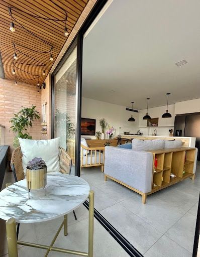 Apartamento en venta Antioquia Medellín Miravalle 94 m2 Habitaciones 2 Baños 2 Garajes 1 Precio $830000000