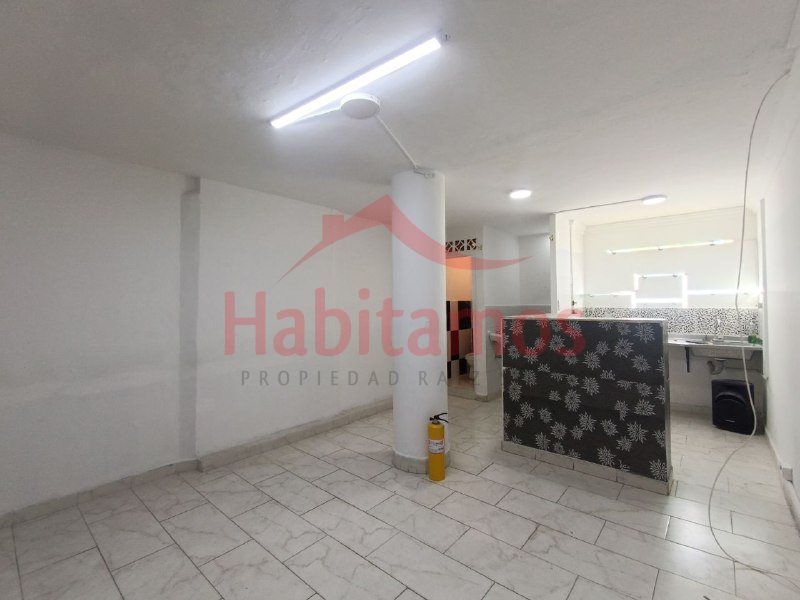 Local en venta Antioquia Medellín Perpetuo Socorro 34 m2 Habitaciones 0 Baños 1 Garajes 0 Precio $230000000