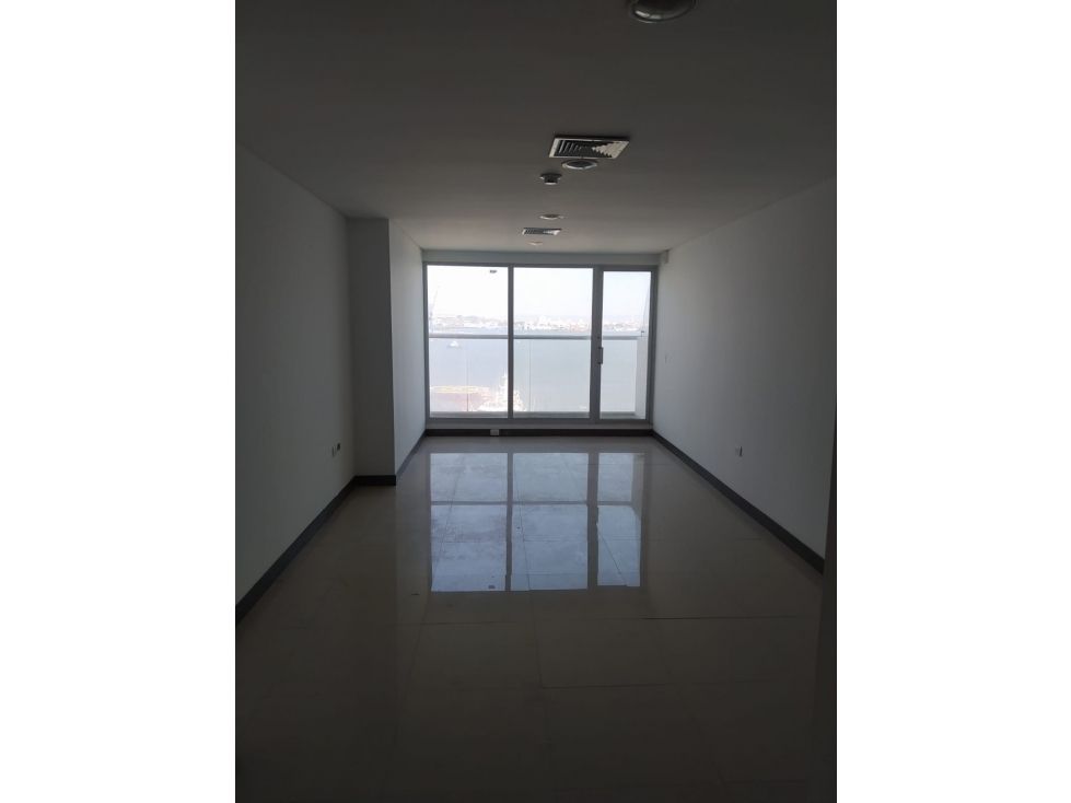 Oficina en arriendo Bolívar Cartagena Boca Grande 39 m2 Habitaciones 0 Baños 1 Garajes 1 Precio $3300000