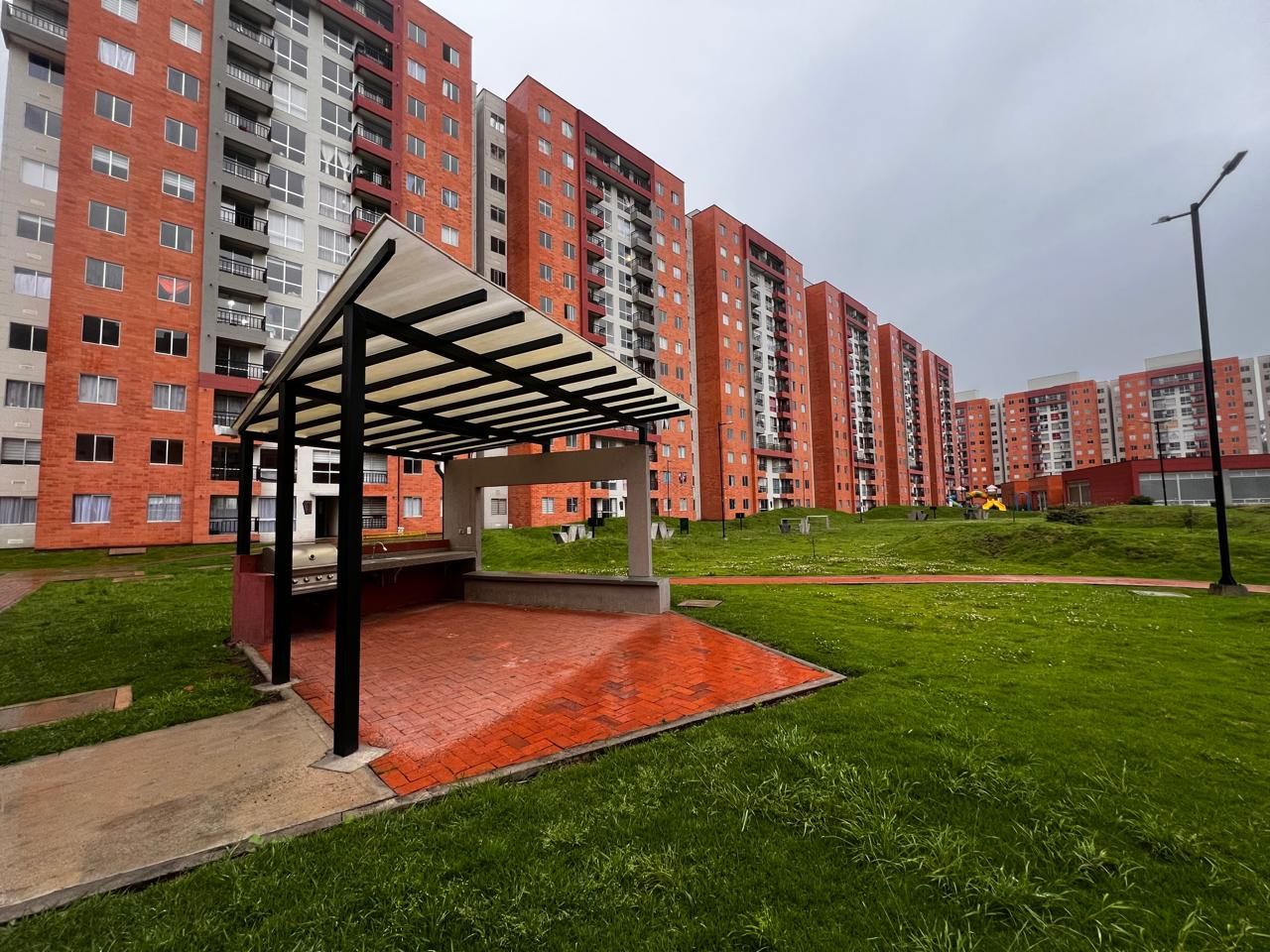 Apartamento en venta Cundinamarca Madrid Zona Centro 64 m2 Habitaciones 3 Baños 2 Garajes 0 Precio $250000000