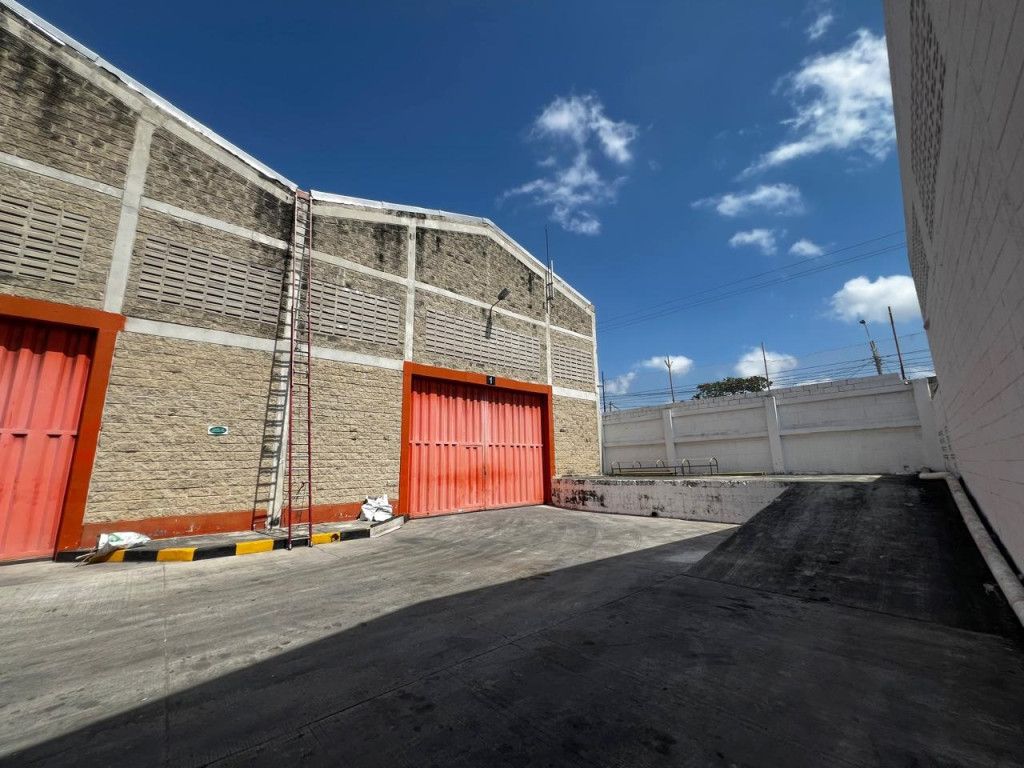 Bodega en arriendo Atlántico Barranquilla Los Olivos Ii 1458 m2 Habitaciones 0 Baños 0 Garajes 0 Precio $32522148