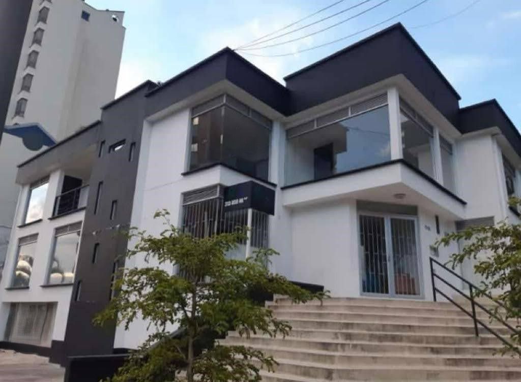 Casa en arriendo Risaralda Pereira La Enseñanza 380 m2 Habitaciones 1 Baños 5 Garajes 1 Precio $13000000