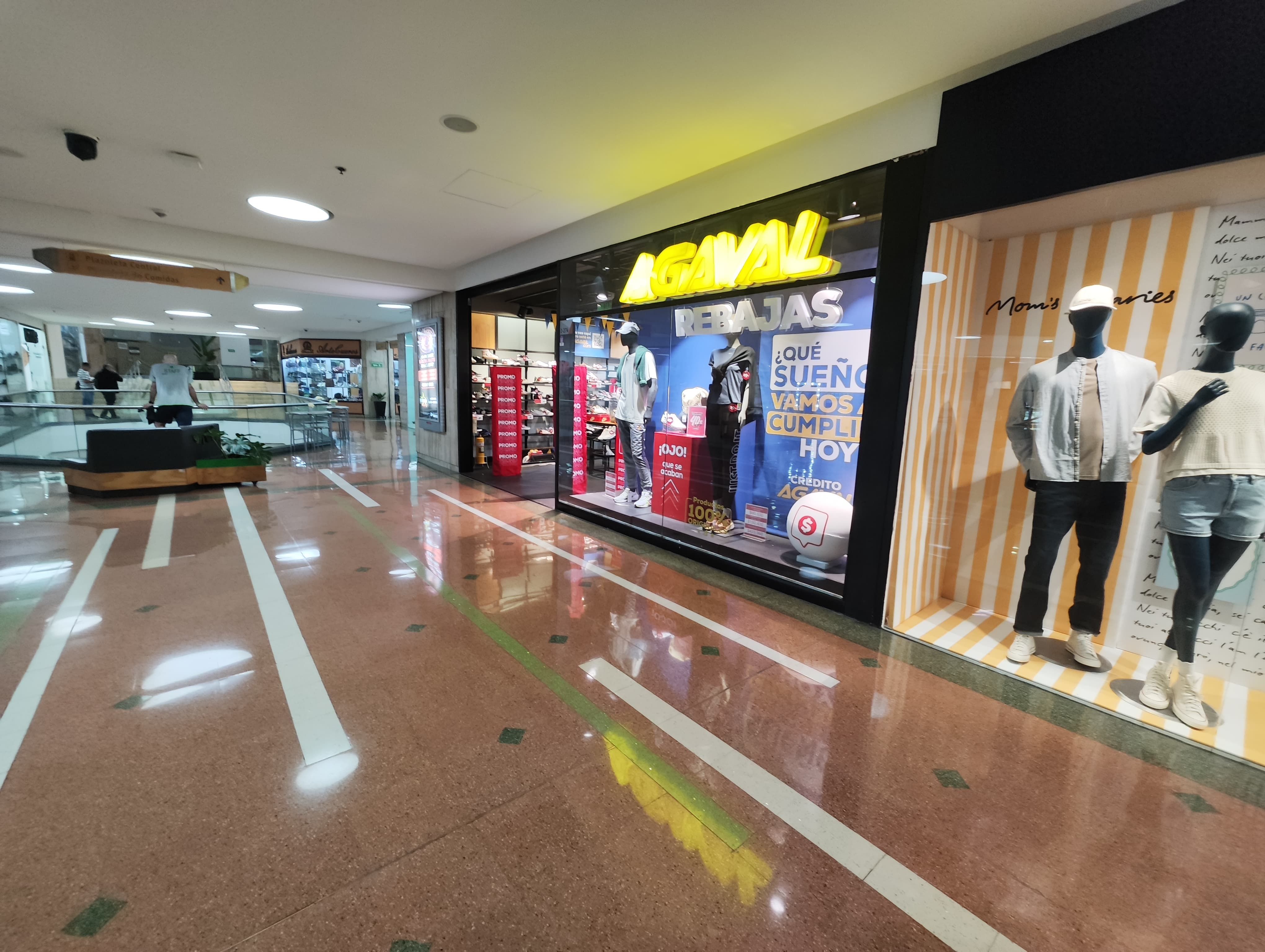 Local en arriendo Antioquia Medellín Los Conquistadores 74 m2 Habitaciones 0 Baños 1 Garajes 0 Precio $10900000