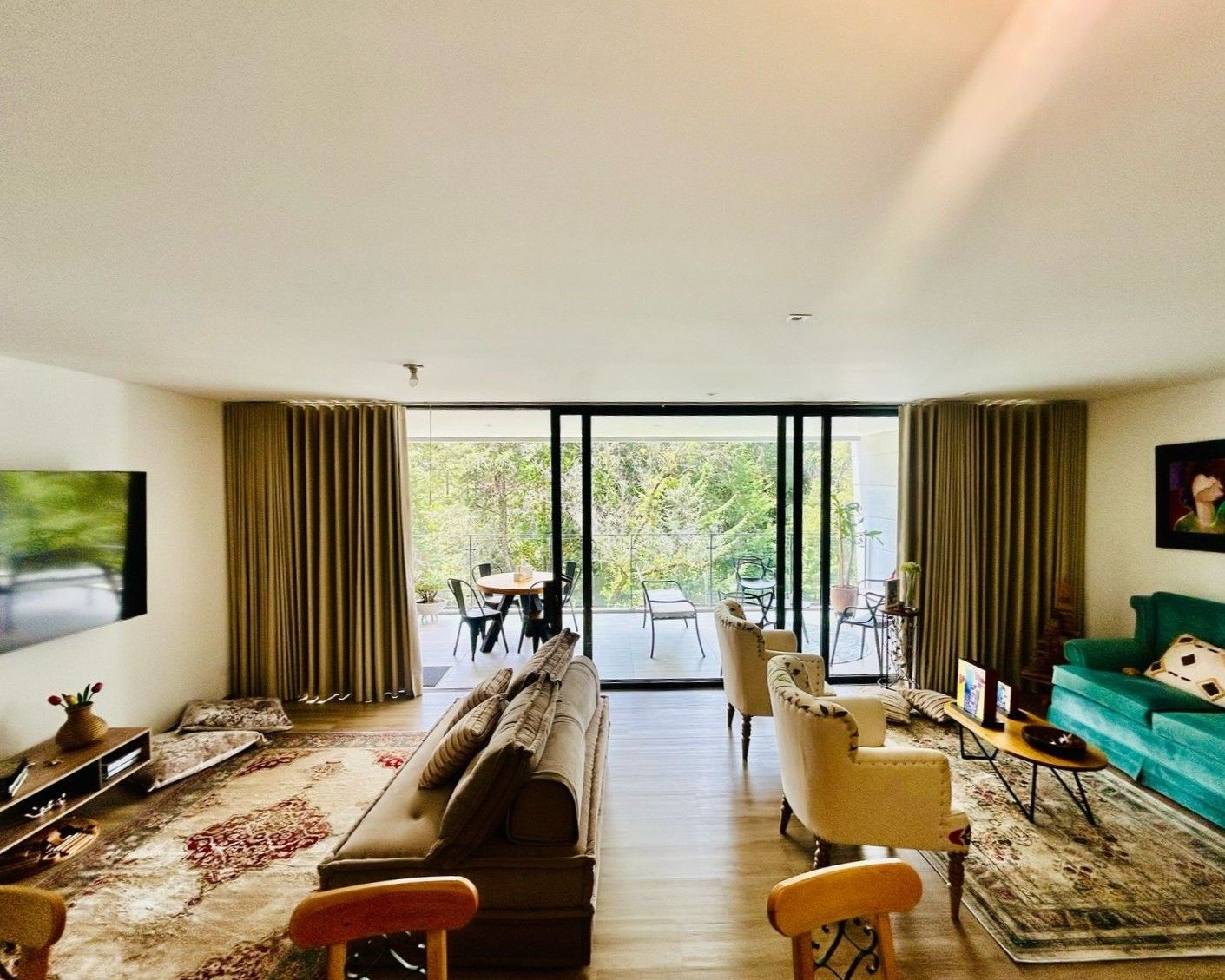 Apartamento en arriendo o venta Antioquia Rionegro S3-de-10 112 m2 Habitaciones 2 Baños 3 Garajes 2 Precio venta $1200000000 Precio arriendo $6000000