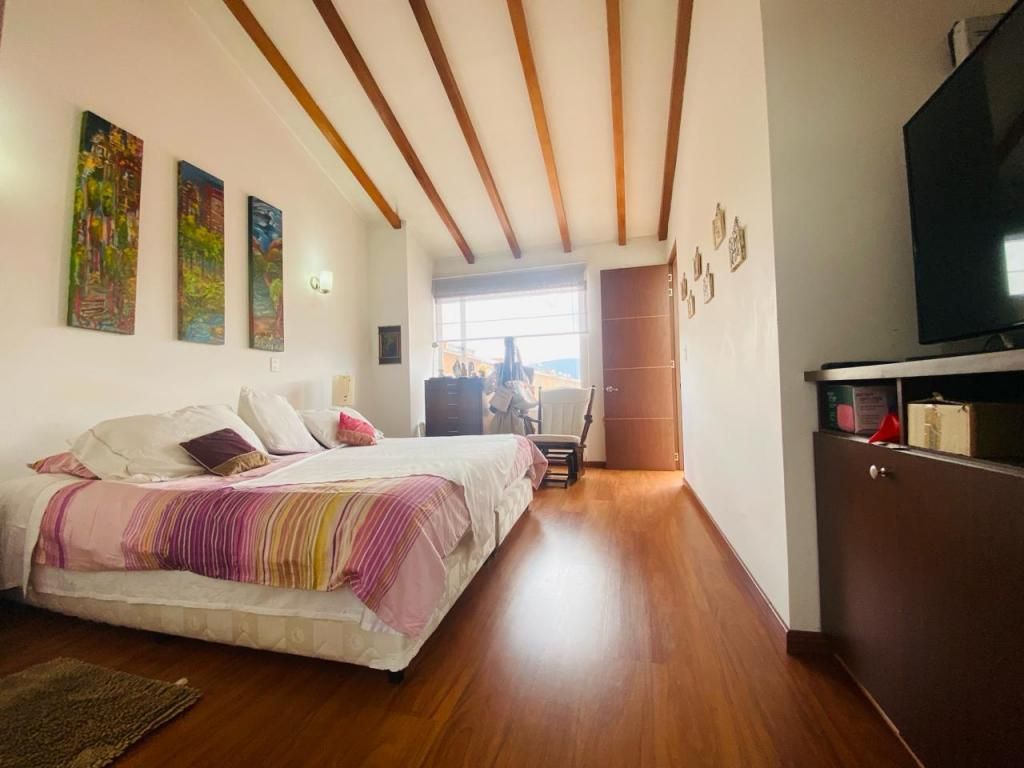 Casa en venta Cundinamarca Chía Cr Asturias De Santillana 202 m2 Habitaciones 3 Baños 3 Garajes 2 Precio $655000000