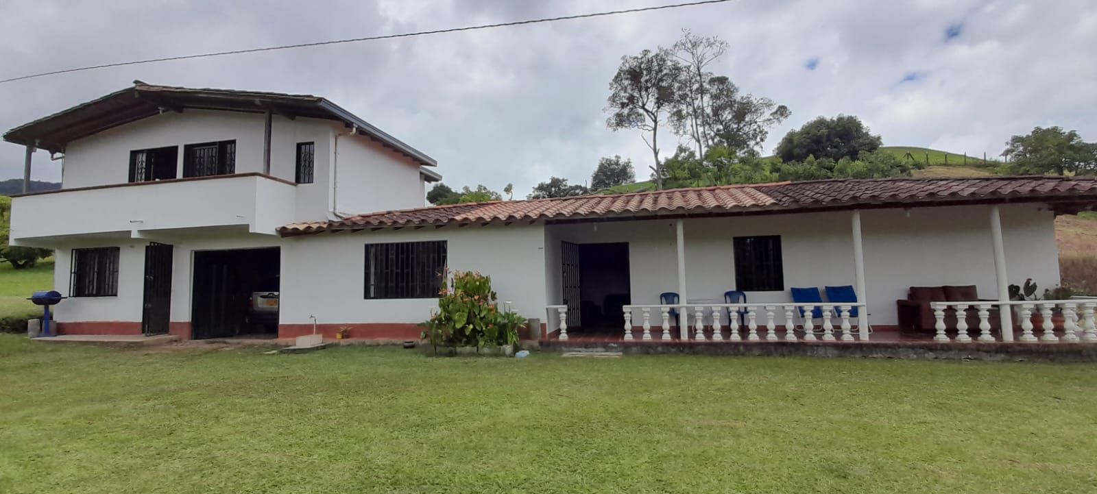 Casa Campestre en venta Antioquia Guatape Guatape 200 m2 Habitaciones 4 Baños 2 Garajes 6 Precio $1800000000