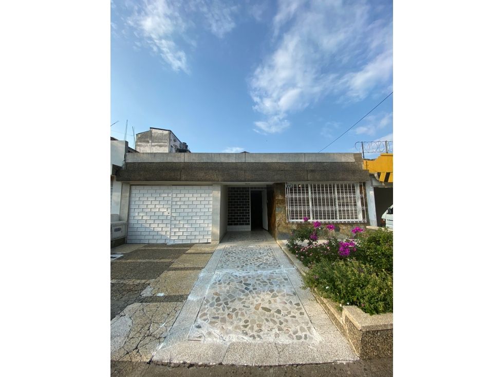 Casa en venta Valle Del Cauca Cali Tequendama 306 m2 Habitaciones 5 Baños 3 Garajes 1 Precio $850000000