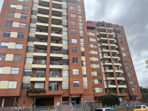 Apartamento en venta Cundinamarca Bogotá Ciudad Salitre Sur-oriental 168 m2 Habitaciones 4 Baños 4 Garajes 2 Precio $1330000000