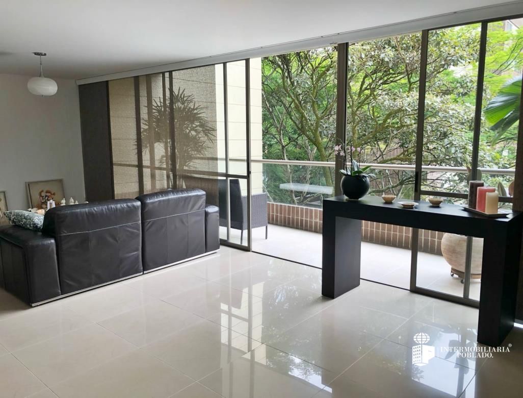 Apartamento en arriendo Antioquia Envigado Bosques De Zúñiga 157 m2 Habitaciones 3 Baños 2 Garajes 2 Precio $6800000