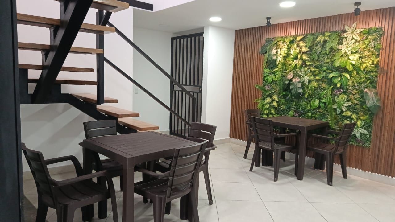 Local en arriendo Antioquia Rionegro El Porvenir 26 m2 Habitaciones 0 Baños 2 Garajes 0 Precio $2000000