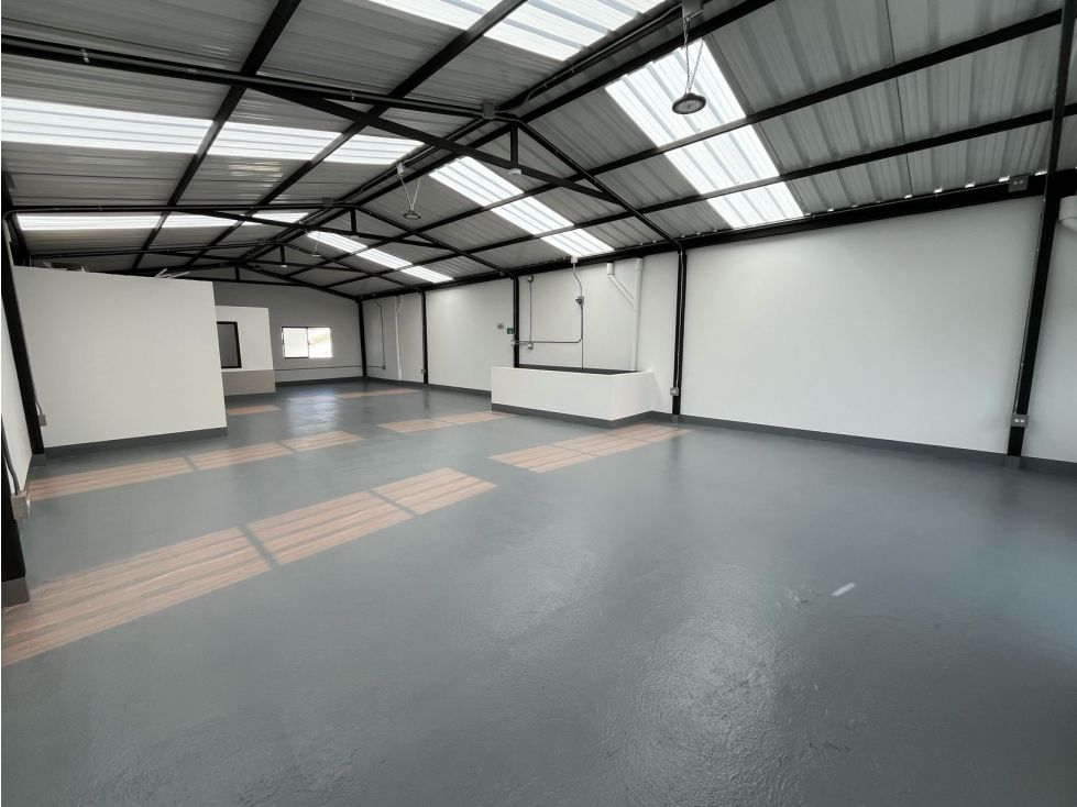 Bodega en arriendo Antioquia Itagüí Las Américas 135 m2 Habitaciones 0 Baños 1 Garajes 0 Precio $6000000