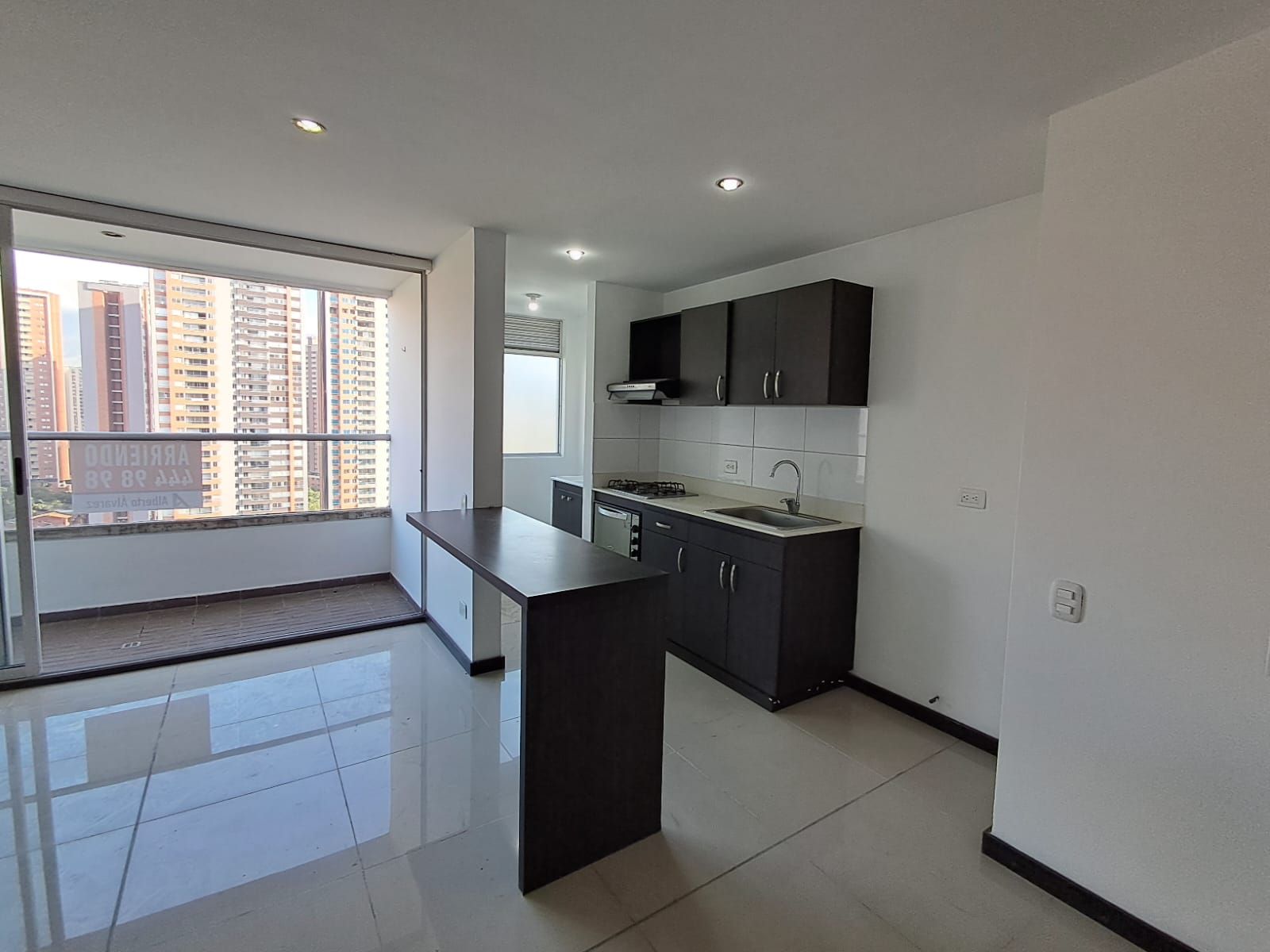 Apartamento en arriendo Antioquia La Estrella Suramérica 85 m2 Habitaciones 3 Baños 2 Garajes 1 Precio $2800000