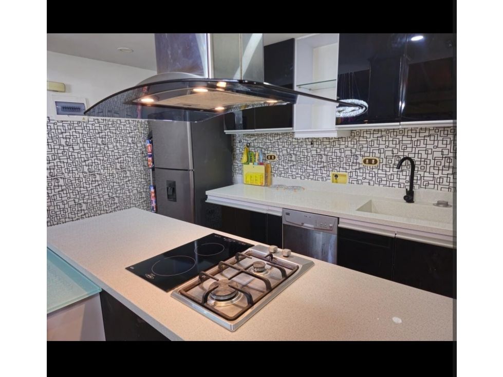 Apartamento en arriendo Antioquia Medellín Estadio 75 m2 Habitaciones 3 Baños 2 Garajes 0 Precio $2300000