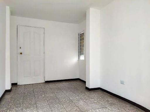Oficina en arriendo Antioquia Envigado Zona Centro 40 m2 Habitaciones 0 Baños 1 Garajes 0 Precio $2200000