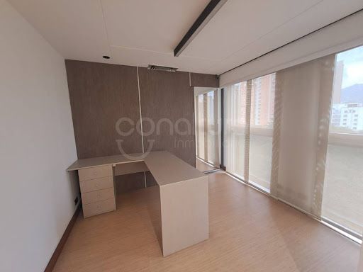 Oficina en arriendo Antioquia Medellín El Poblado 43 m2 Habitaciones 0 Baños 1 Garajes 1 Precio $3300000